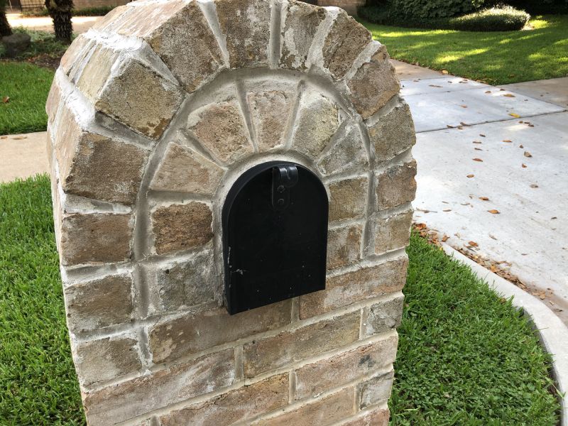brick mailbox installation